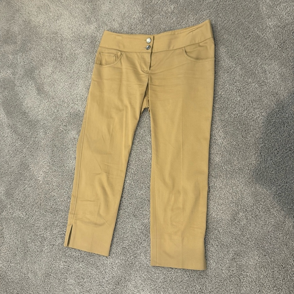 Dolce And Gabbana Capri Pants